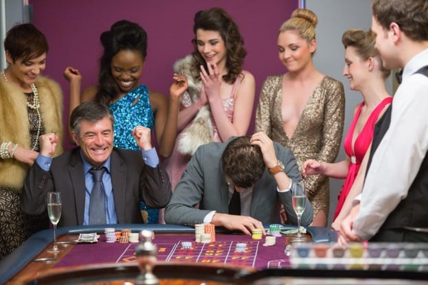 How to Plan a Casino Night When Everyone in the Group Enjoys Something Different